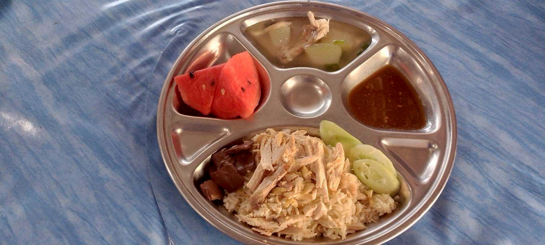 ข้าวมันไก่ต้ม